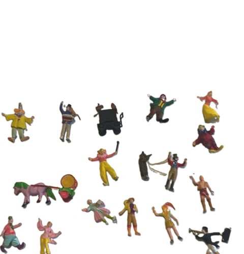 Lot figurines cirque peintes