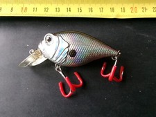 1 leurre de pêche  pour