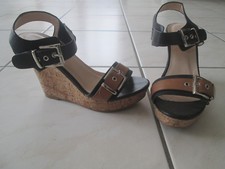 Sandales/chaussures à talons