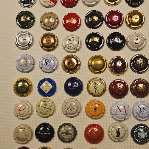 Moët chandon mumm - &,
