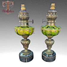 PAIRE DE LAMPES A PETROLE