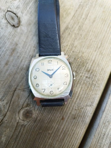 Montre russe sovietique - montre,
