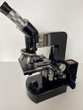 microscope binoculaire
