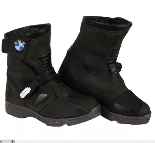 Bottes moto cuir - en,