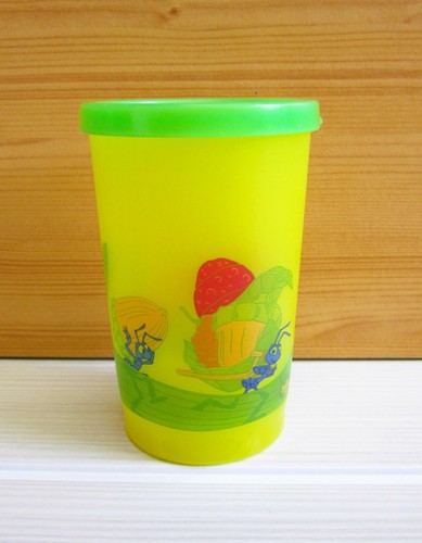 Gobelet avec couvercle - gobelet,