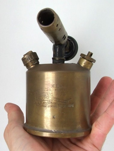 Lampe souder ancienne - a,