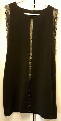 Robe courte noire - ,, emmanchures