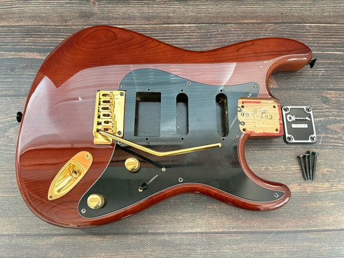 Corps frêne charvel - en,