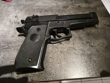 Pistolet plastique à billes