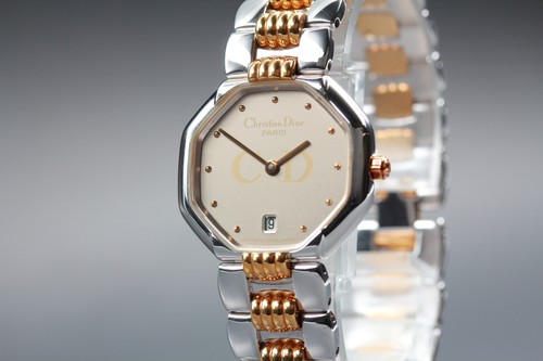Presque comme neuve montre - [presque,