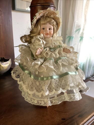 Petite poupée moderne en - ,