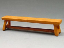 King and (&) Country - HK046 Traditional Chinese Bench