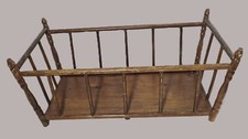 Berceau / lit ancien pour
