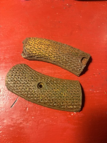 Plaquettes crosse revolver - plaquettes,