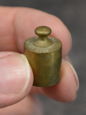 ANCIEN POIDS EN BRONZE 20 GRAMMES #47