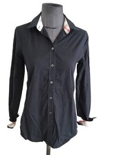 Très Belle Et Authentique