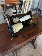 Machine a coudre electrique