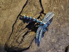 broche fantaisie libellule