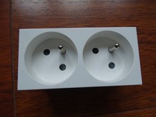 HAGER PRISE COURANT DOUBLE GALLERY spéciale Goulotte