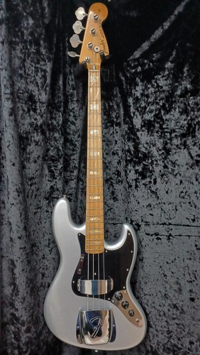 1976 jazz bass - bass, made