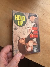 PETIT FORMAT ROMAN PHOTOS HOLD UP 1 l ombre lache sa proie