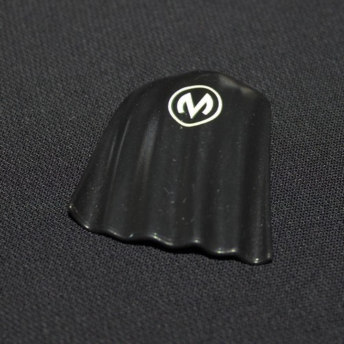 Playmobil cape noire avec logo