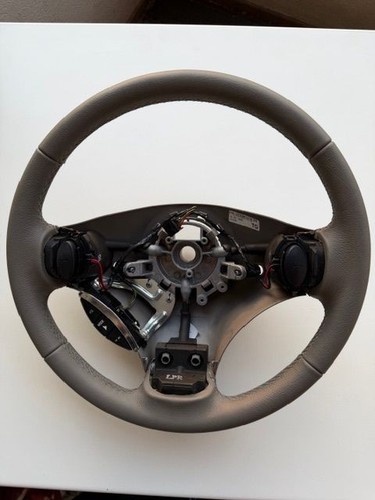 Volant cuir origine - en, d'origine