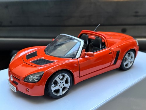 Maisto opel speedster 2 - maisto,