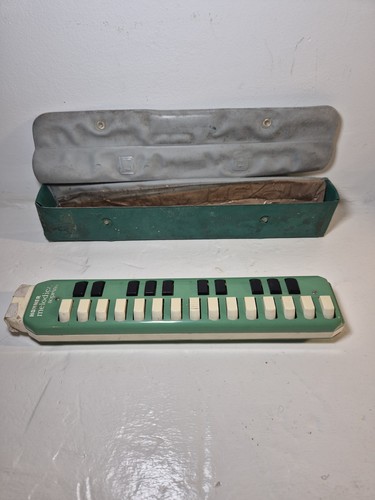 Soprano hohner melodica made - hohner,