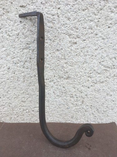 Ancien crochet fer forgé - /, /