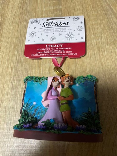 Disney robin des - disney, ornement