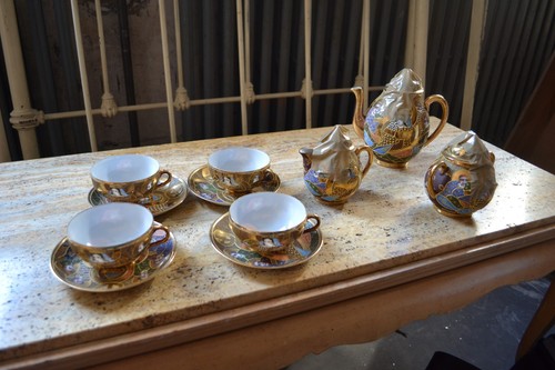 Service thé porcelaine - à,