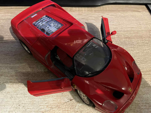 Voiture miniature ferrari - voiture,