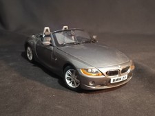 BMW Z4 1:18 Ricko, Incomplète