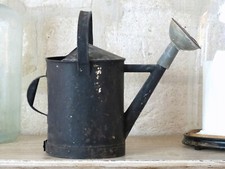 20th Century French Watering Can with Black patina / Ancien Arrosoir Garden Zinc