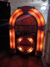 crosley Jukebox  modl: cr11cd collector's edition red wood, w11-t15-d7 inches