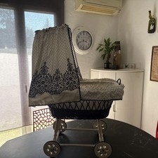 BERCEAU A BALDAQUIN DE POUPÉE