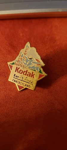 Pin kodak fantasyland euro - kodak,