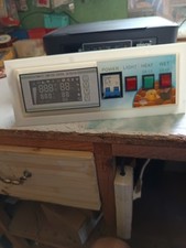 Commande de Couveuse