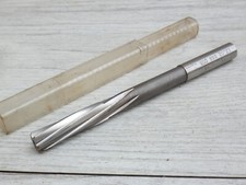 alésoir queue cylindrique