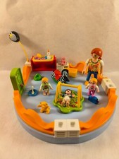 sympa base Espace crèche 5570  Playmobil ( bébé , garderie   ) 1323