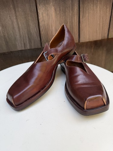 Cydwoq brown flat shoes - brown,