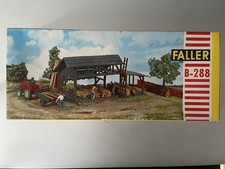 Dépôt de Bois avec Abris -