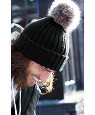 Bonnet à larges mailles et à