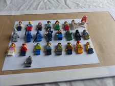 Lego : lot de 25 figurine