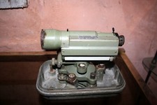 Ancien niveau Suisse Wild Heerbrugg modèle N2 instrument de géomètre