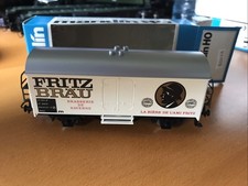 MARKLIN HO :  WAGON COUVERT