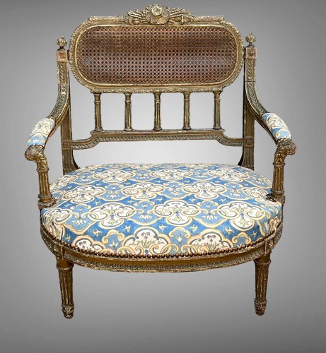Fauteuil dit marquise de - ",