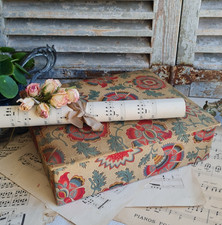 ANCIENNE BOITE A COUTURE EN