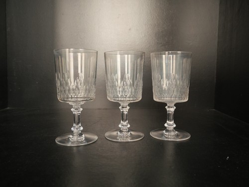 Verres eau cristal taillé - ,